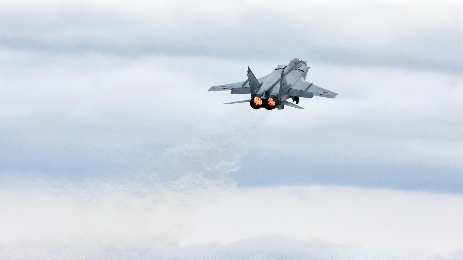 坎特铁幕，马赛六分钟的战术绞杀，如何浇灭中国足球的微光